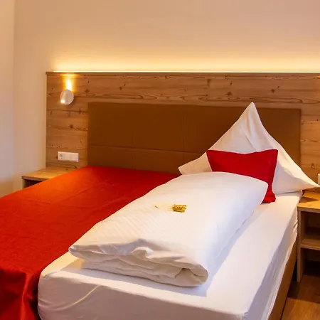 Hotel Waldblick Schenkenzell Buitenkant foto